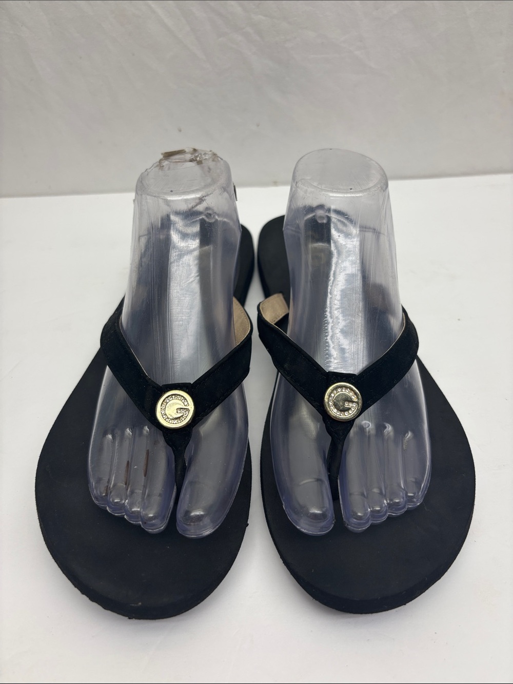 GBG Black Women's Thong Sandals with Gold Emblem, SZ 10, box 49